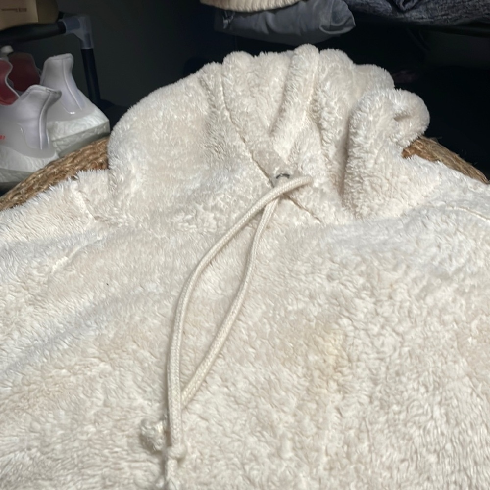 Fuzzy pullover